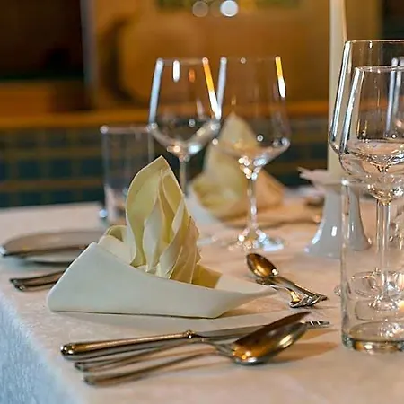 Restaurant Lebzelter Otel 4*