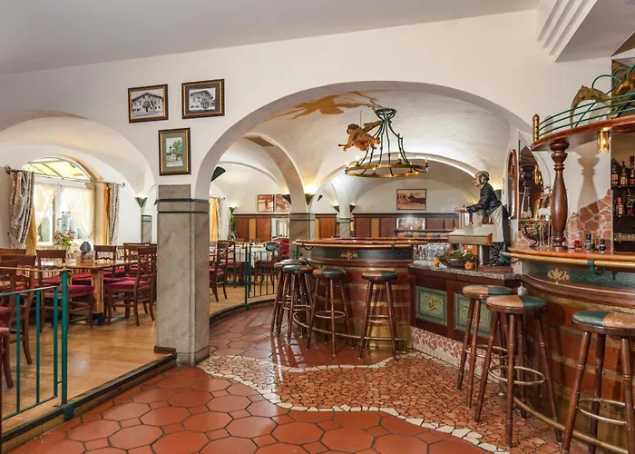 Restaurant Lebzelter 4*